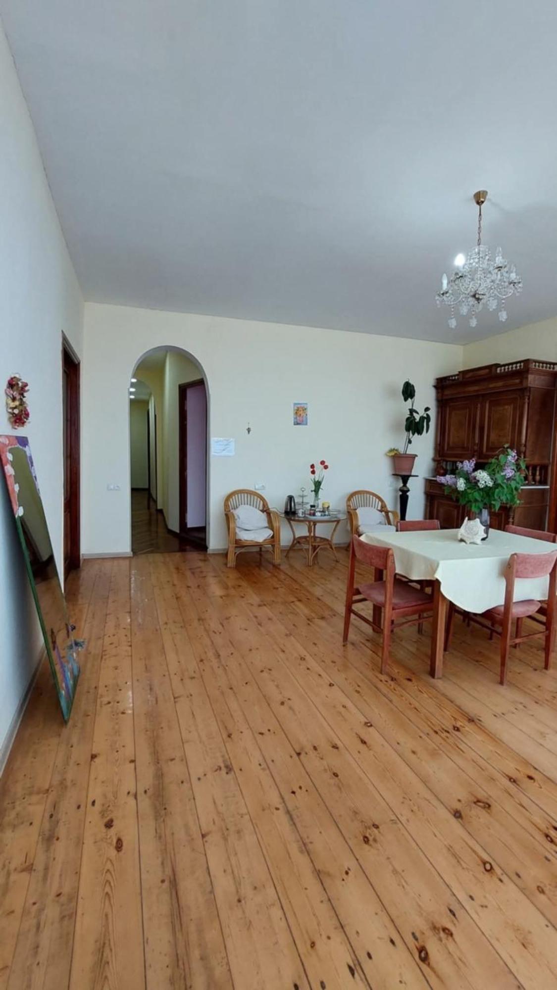 Guesthouse "Door" In Sighnaghi Extérieur photo